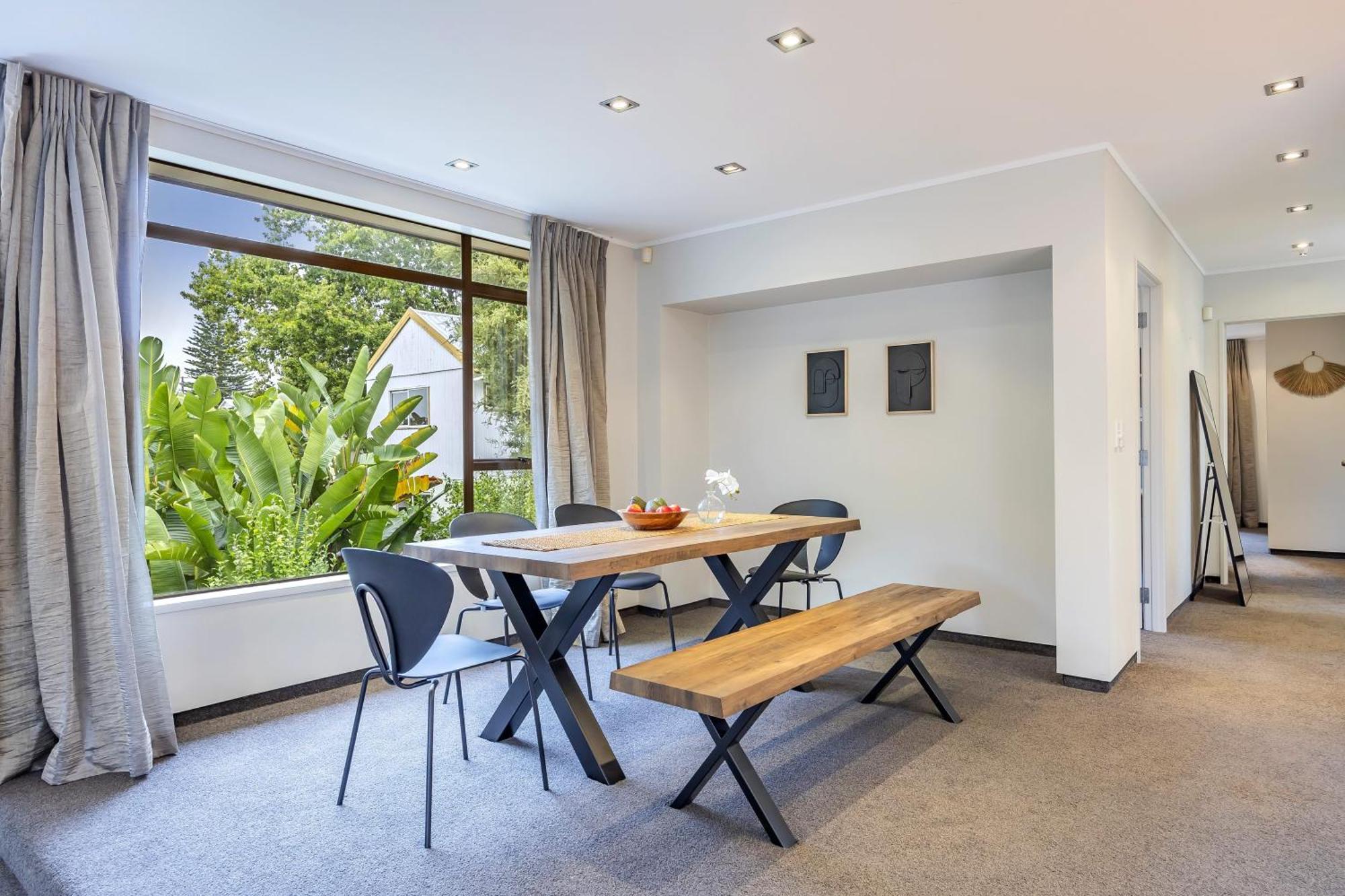 Entire House With Pool, Spa Auckland Zewnętrze zdjęcie