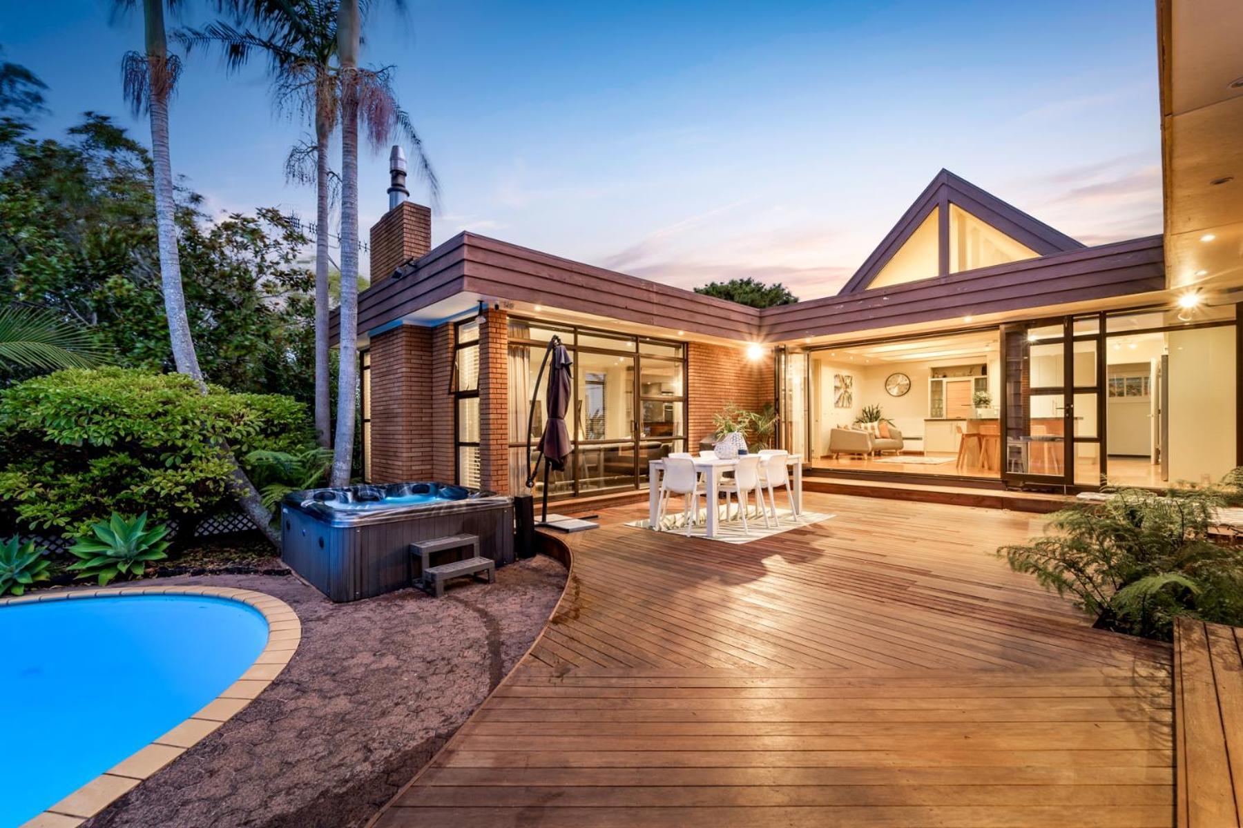 Entire House With Pool, Spa Auckland Zewnętrze zdjęcie
